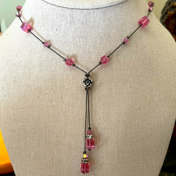 Pretty in Pink Lariat! - Picture 3 of 5
